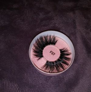 Mink Eyelashes